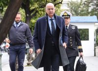 Δένδιας για 25η Μαρτίου: Υποχρέωση να παραδώσουμε στις επόμενες γενιές μια Ελλάδα ασφαλή, κυρίαρχη,περήφανη