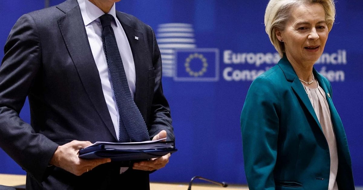 Mitsotakis Proposes EU Framework to Protect Minors from Digital Addiction