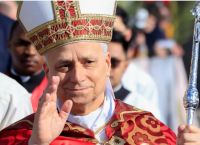 «Χέρια γεμάτα αίμα»: Ο Πάπας συγκρούεται με ηγέτες και βάζει φωτιά στη Δύση