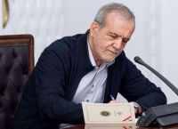 Ο Πεζεσκιάν έστειλε επιστολή παραίτησης στον Χαμενεΐ – Η χώρα είναι στα χέρια των Φρουρών της Επανάσταση