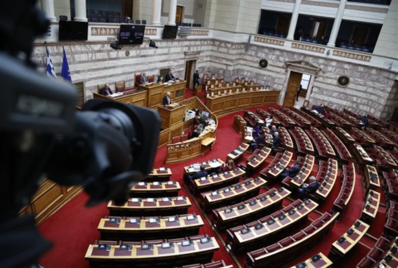 ΟΠΕΚΕΠΕ, δικογραφίες και πολιτικό τσουνάμι: Ανασχηματισμός ή πολιτικό ρήγμα;