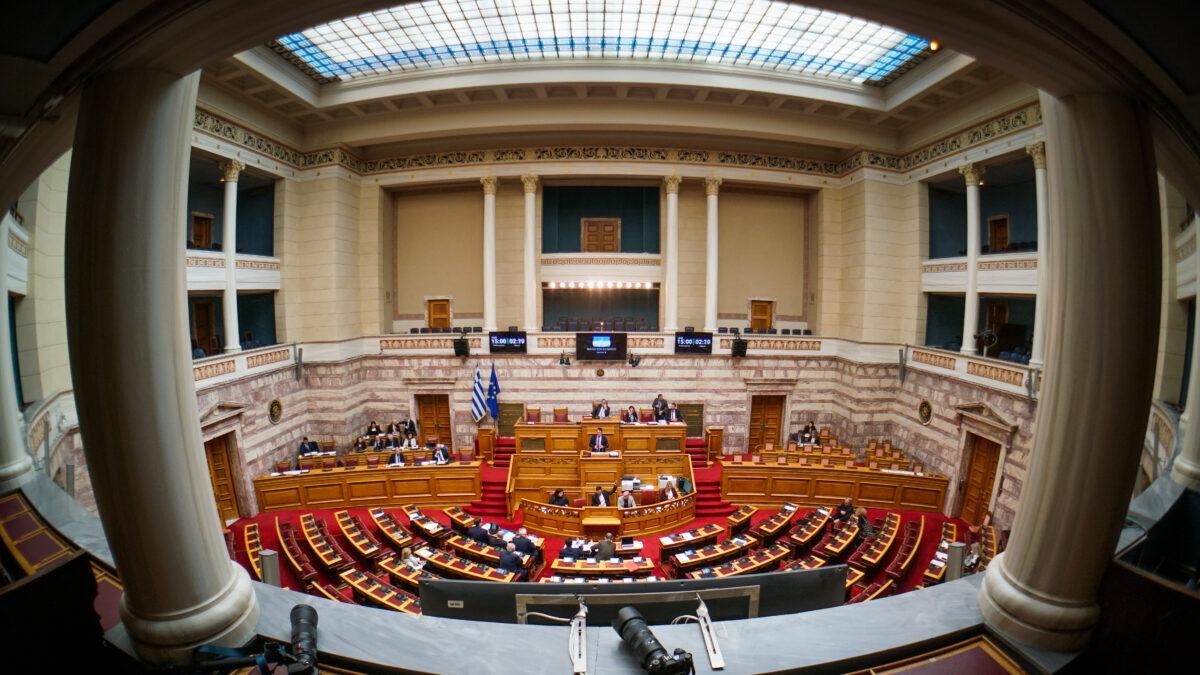 «Σύνταγμα σε αναβρασμό» – Η μεγάλη θεσμική παρτίδα ανοίγει με φόντο συγκρούσεις