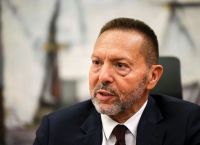 Στουρνάρας Handelsblatt: “Ανοιχτή” η Ελλάδα σε ξένες επενδύσεις στις τράπεζες-Τι δηλώνει για σενάρια εξαγορών