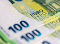 Δάνεια έως 100.000 ευρώ: Τι αλλάζει για τους καταναλωτές – «Φρένο» στις κρυφές χρεώσεις και τις παγίδες