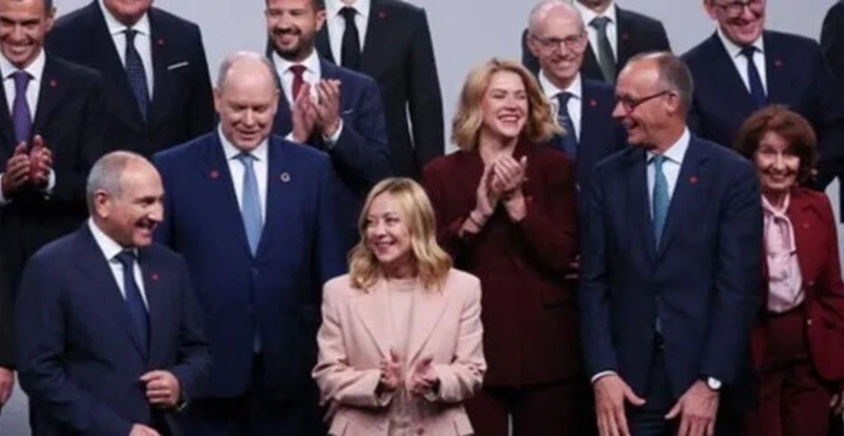 Europe Closes Ranks as Trump Shakes NATO and Trade—Emergency Diplomacy Across Three Capitals