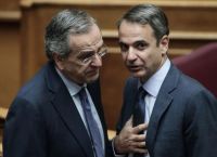 «Σαμαράς vs Μητσοτάκης: Το “αντάρτικο” που ταράζει τη ΝΔ και ο φόβος Καρυστιανού»