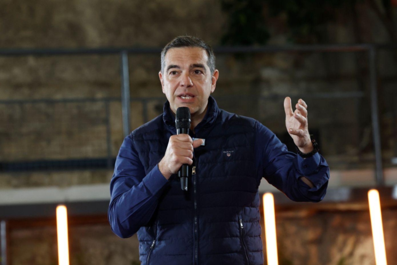 «Πανστρατιά» Τσίπρα από το Θησείο: το νέο κόμμα, ο διμέτωπος και το στοίχημα εξουσίας