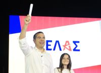 «ΤΩΡΑ ΕΙΝΑΙ Η ΩΡΑ»: Ο Τσίπρας επέστρεψε, σήκωσε σημαία της νέας Κεντροαριστεράς και κήρυξε πολιτικό πόλεμο