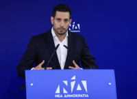 Κυρανάκης: «Έφυγαν για να σώσουν ζωές και έγιναν ήρωες» – Συγκίνηση στο τελευταίο αντίο των δύο πυροσβεστών