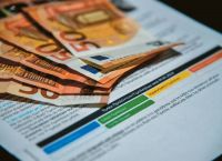 Ρεύμα: Αυξήσεις στα τιμολόγια τον Αύγουστο – Πώς η άνοδος του φυσικού αερίου φουσκώνει τους λογαριασμούς