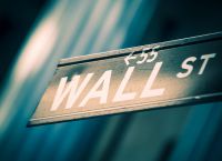 Wall Street: Νέα ιστορικά ρεκόρ για S&P 500 και Nasdaq παρά το ράλι του πετρελαίου