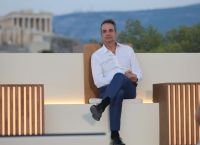 Μητσοτάκης: Στοχεύει σε τρίτη θητεία με αιχμή το Κέντρο, τις μεταρρυθμίσεις και την Τεχνητή Νοημοσύνη