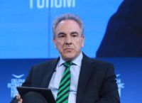 Ντόκος: ΣΥΡΙΖΑ και ΠΑΣΟΚ κλιμακώνουν την πίεση–«Παράγοντας ανασφάλειας η κυβέρνηση», «Μονόδρομος η παραίτηση»