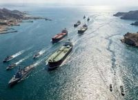 Εκρηξη σε τάνκερ που προσέκρουσε σε νάρκη στα στενά του Ορμούζ [vid]
