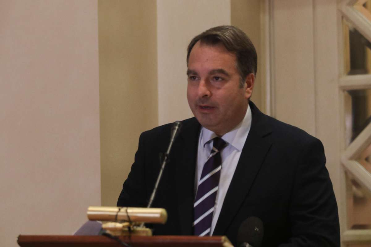 Παπαθανάσης στο pagenews.gr: «Οι πολίτες θυμούνται το 2015 και τα capital controls επί διακυβέρνησης Τσίπρα»