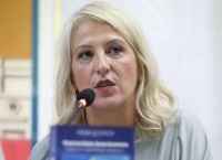Ρένα Δούρου: «Ιερή υποχρέωση όλων μας η ανασύνταξη του ΣΥΡΙΖΑ-ΠΣ»