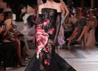 Elie Saab Couture Fall 2026: Ένας σουρεαλιστικός χορός μεταμφιεσμένων στο Παρίσι