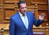 Άδωνις: «Δεν χάσαμε ούτε ένα ευρώ» – 100% απορρόφηση στην Υγεία και «απάντηση» σε Γερουλάνο