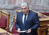 Πανεπιστήμια με κάρτα εισόδου και τέλος στους «αυτοδιαχειριζόμενους» χώρους–Το σχέδιο του Υπουργείου Παιδείας