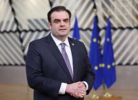 Πιερρακάκης: «Τριπλό χτύπημα» τον Σεπτέμβριο – Εισόδημα, χρέη και επενδύσεις στο επίκεντρο