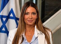 Israel’s Ambassador “Votes” Mykonos: “Israelis Fall in Love With Greece” as Tourism Hits Record High