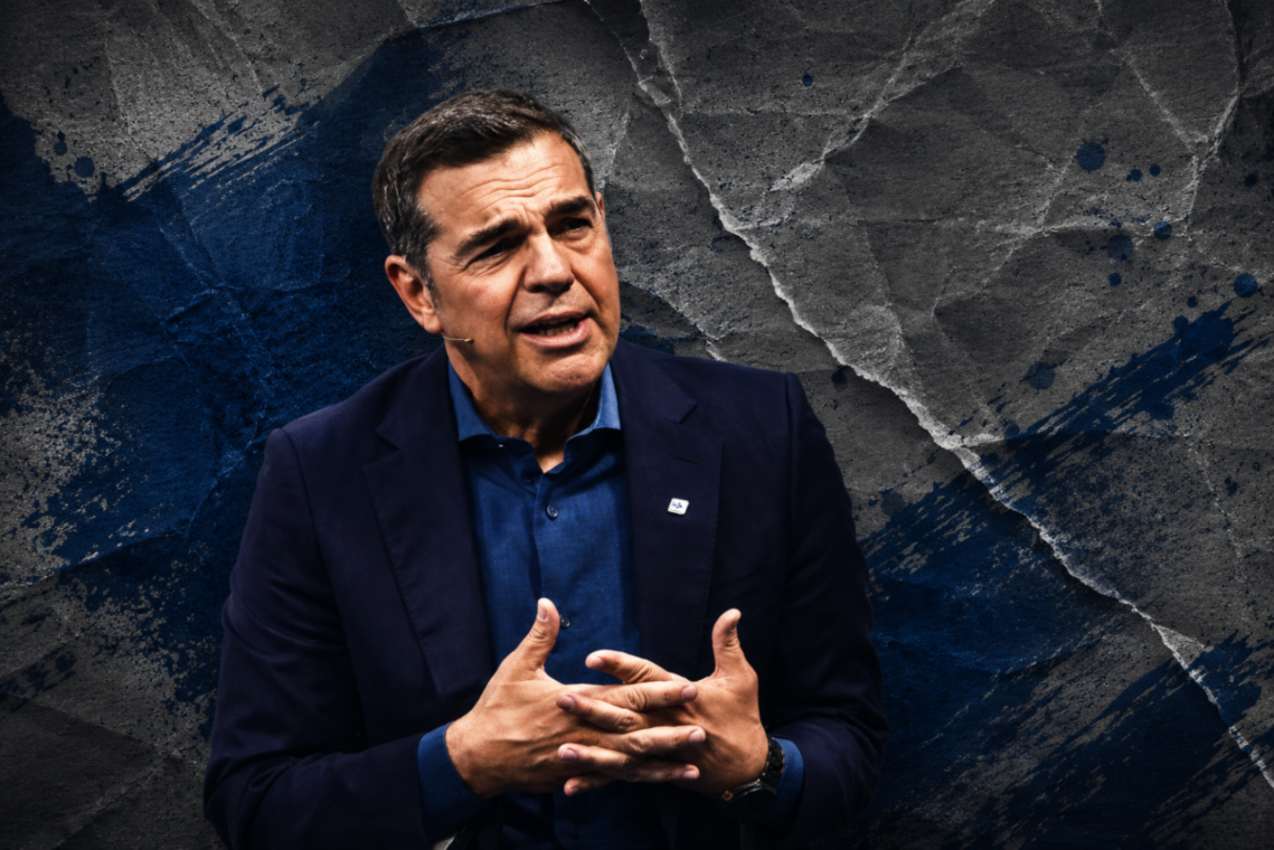Τσίπρας μετά τη ΔΕΘ: Ποιοι περνούν την πόρτα της ΕΛΑΣ και ποιοι μένουν εκτός–Το σχέδιο για τη «δεύτερη φάση»
