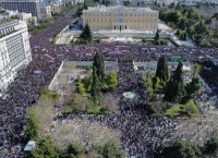 Τέμπη: «Να πληρώσουν όλοι οι ένοχοι» – Οι συγγενείς κατεβαίνουν στη ΔΕΘ πριν ξαναρχίσει η δίκη