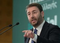 Ανδρουλάκης στο TikTok: Πλαφόν στα ενοίκια και τέλος στη Golden Visa — Το σχέδιο GenRent του ΠΑΣΟΚ