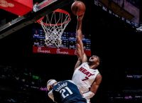Αντετοκούνμπο: Απίθανο triple-double, αλλά νέα ήττα για τους Χιτ