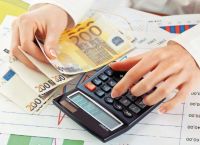120 δόσεις: Η «βόμβα» πίσω από τη ρύθμιση – 4 εκατ. οφειλέτες και €22 δισ. μόνο σε προσαυξήσεις