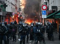 Γαλλία: Χάος στους δρόμους – Απαγόρευση κυκλοφορίας σε πόλεις