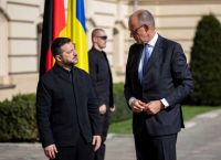 Μερτς προς Μόσχα: «Δεν εκφοβιζόμαστε» – Νέα βοήθεια στην Ουκρανία μέσα σε σειρήνες και εκρήξεις