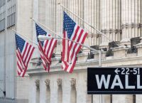 Big Tech: Εξαϋλώθηκαν σχεδόν 900 δισ. δολάρια – Η Wall Street φοβάται τον λογαριασμό της AI