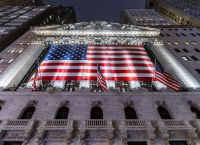 Wall Street: Πάρτι 530 μονάδων στον Dow Jones – Η τεχνητή νοημοσύνη ξαναβάζει φωτιά στις αγορές